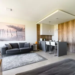 Luxlux Afara , Warszawa Polska